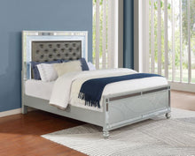 Load image into Gallery viewer, Coaster Gunnison 4-piece Bedroom Set Silver Metallic