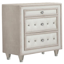 Load image into Gallery viewer, Coaster Antonella 4-piece Bedroom Set Ivory