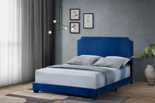 Load image into Gallery viewer, Acme Haemon Queen Bed