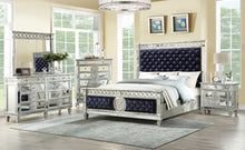 Load image into Gallery viewer, Acme Varian Queen Bed