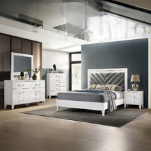 Load image into Gallery viewer, Acme Chelsie Queen Bed
