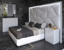 Load image into Gallery viewer, ESF Majesty King size Bed w/light
