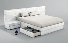 Load image into Gallery viewer, ESF Sara Bed with Frames