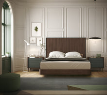 Load image into Gallery viewer, ESF Chic 008