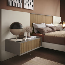 Load image into Gallery viewer, ESF Chic 009