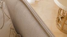 Load image into Gallery viewer, Homey Design HD-7005 Chair