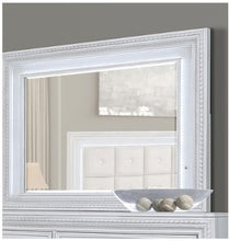 Load image into Gallery viewer, Isabella Queen 4 Piece