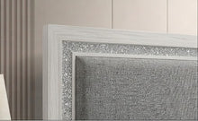 Load image into Gallery viewer, Aya White King Bed