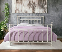 Load image into Gallery viewer, Acme Comet Full Bed