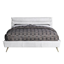 Load image into Gallery viewer, Acme Doris Queen Bed