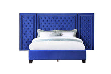 Load image into Gallery viewer, Acme Damazy Queen Bed