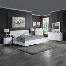 Load image into Gallery viewer, Acme Gaines EK Bed
