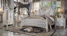 Load image into Gallery viewer, Acme Vendome EK Bed