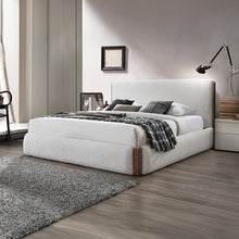 Load image into Gallery viewer, Acme Sandro EK Bed