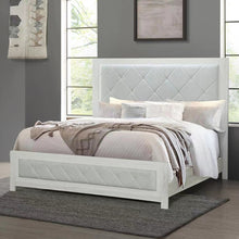 Load image into Gallery viewer, Acme Jehoram Eastern King Bed