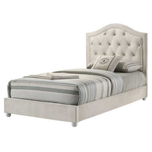 Load image into Gallery viewer, Acme Reggie Twin Bed