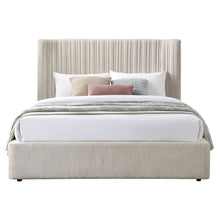 Load image into Gallery viewer, Acme Loren Queen Bed