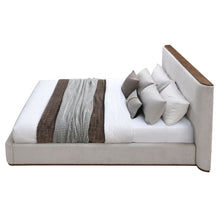 Load image into Gallery viewer, Acme Orane Queen Bed