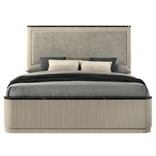 Load image into Gallery viewer, Acme Travonte Eastern King Bed