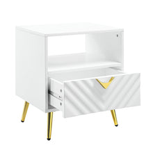 Load image into Gallery viewer, Acme Gaines End Table