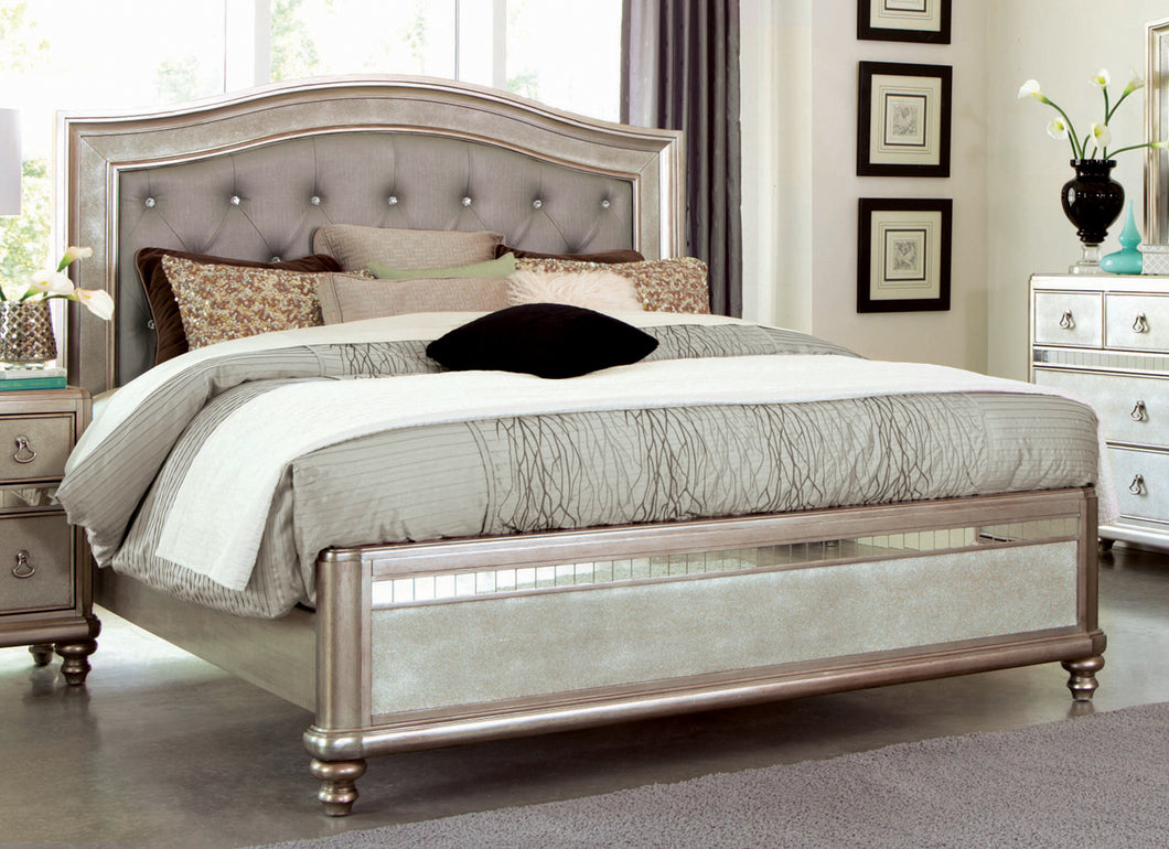 COASTER BLING GAME METALLIC PLATINUM EASTERN KING BED