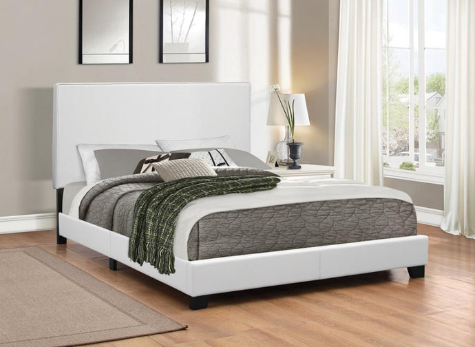 COASTER BEDROOM MAUVE UPHOLSTERED QUEEN BED (WHITE)