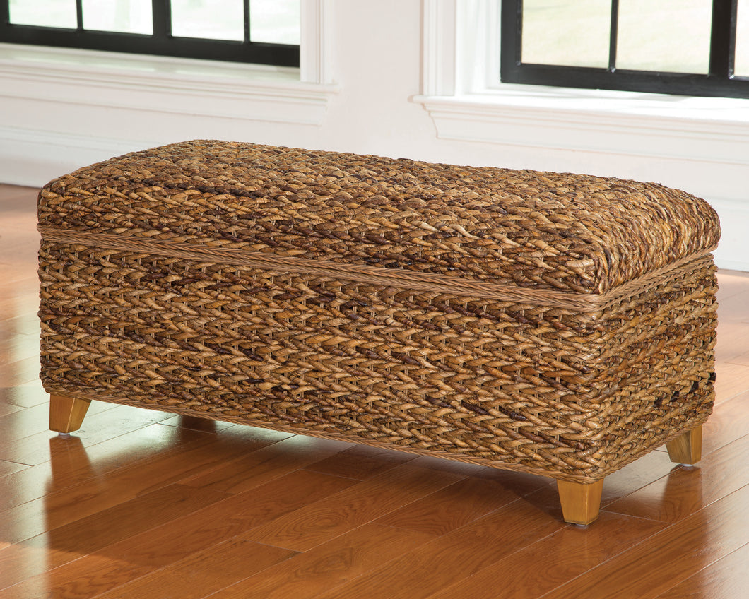 COASTER BEDROOM LAUGHTON HAND-WOVEN STORAGE TRUNK AMBER