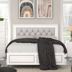 ACME CASILDA GRAY PU & WHITE FINISH EK BED W/LED